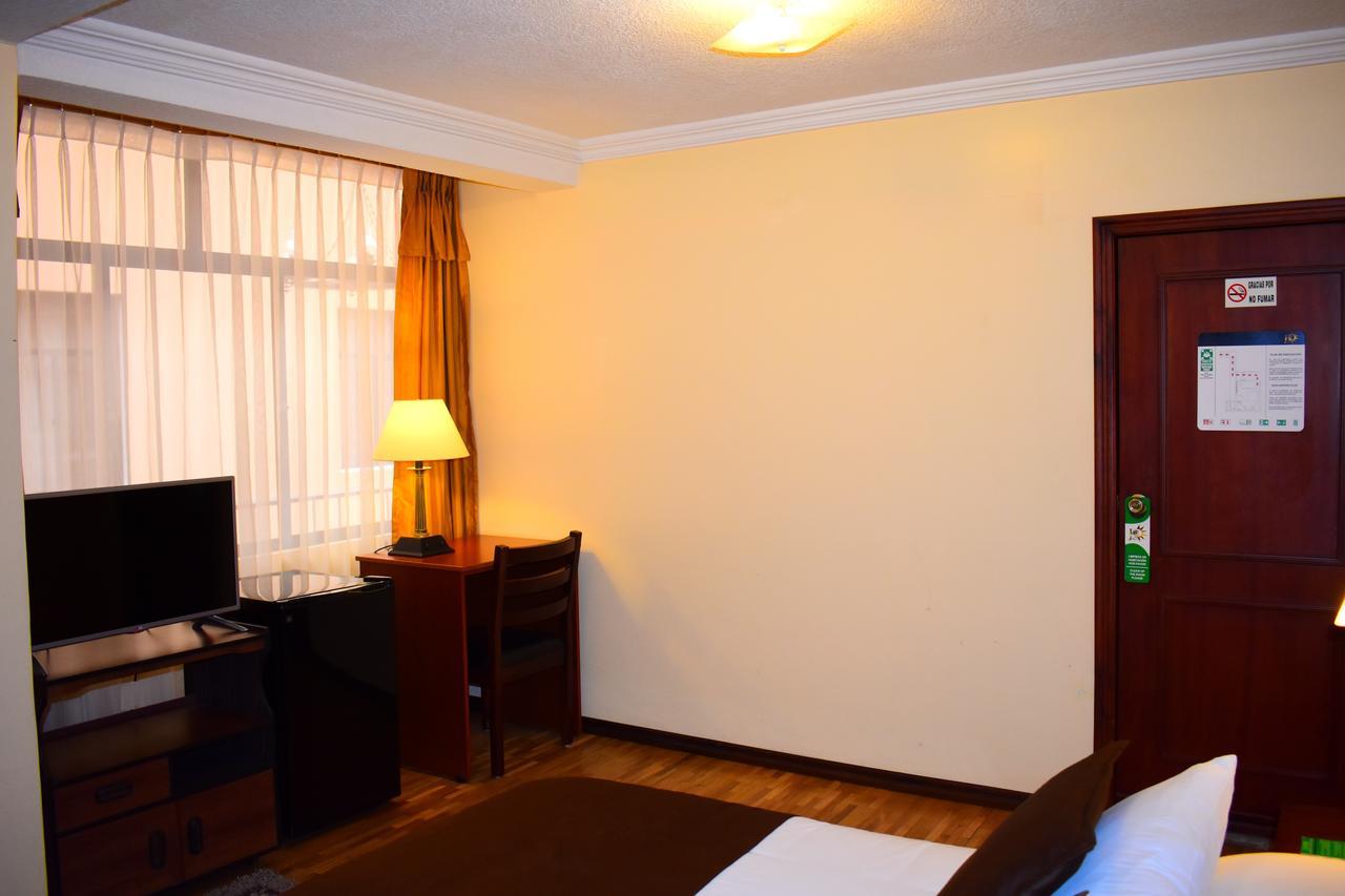 Endamo Hotel Латакунга Экстерьер фото