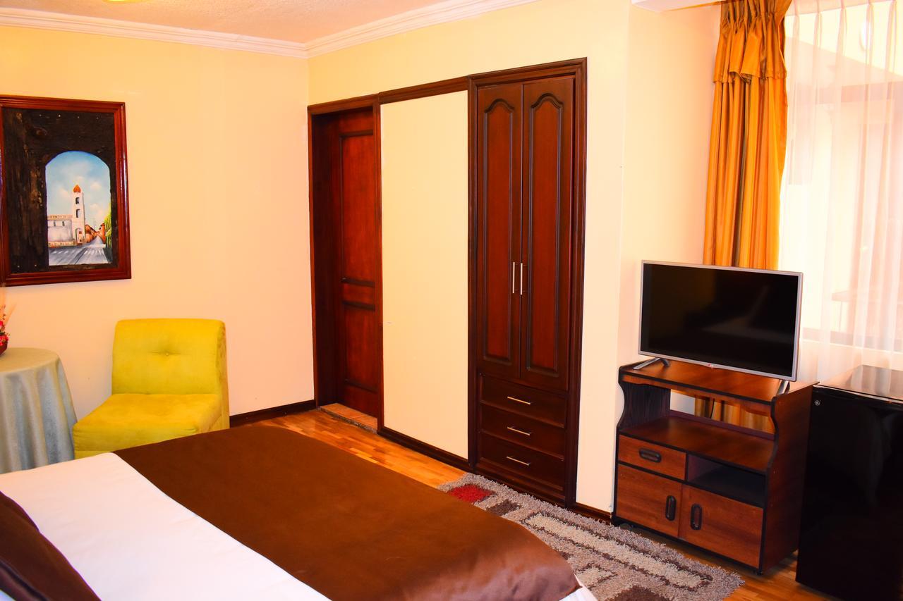 Endamo Hotel Латакунга Экстерьер фото