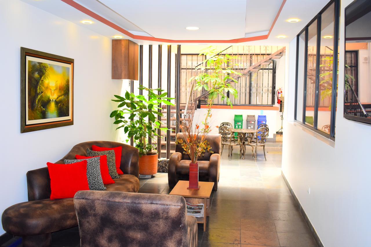 Endamo Hotel Латакунга Экстерьер фото