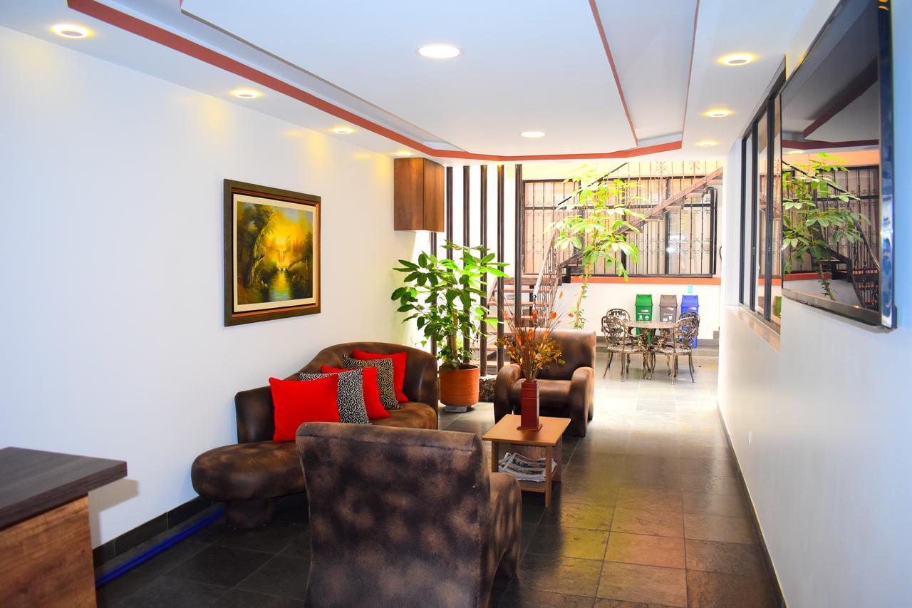 Endamo Hotel Латакунга Экстерьер фото